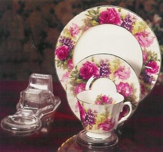 Tea Cup, Saucer & Plate Stand, Clear Plastic, Set of 2