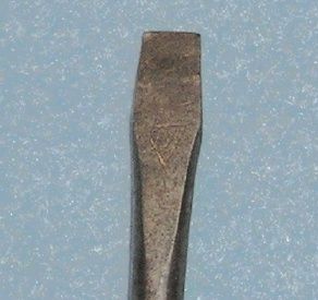 Steel Tack Lifter & Germany Solid Bar Handle Type Screwdriver