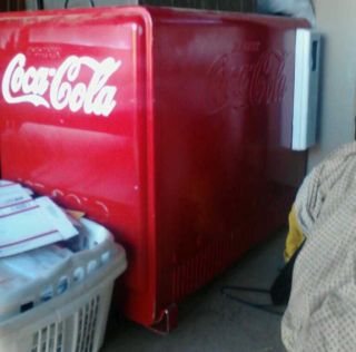  Vintage Coca Cola Chest Freezer