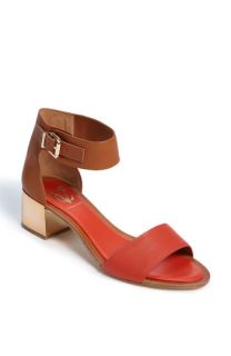 VC Signature Fontaine Sandal