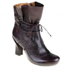 Earthies Eleganza Short Leather Boots   A325942