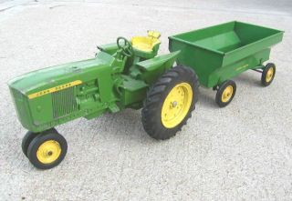 Nice 1960s Ertl John Deere 3010 3020 Tractor w 3pt 1 16 Scale Farm