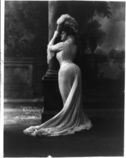  The artificial bust, waist, and hips of corsetry. (Bianca Lyons,1902
