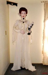  Animated Vampiress Vampire Woman Countess Halloween Figure Prop
