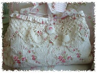  Quilt Antique Inspired Red Roses Throw 50x60 Cottage Chic