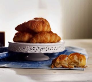 Authentic Gourmet 60 pc. Mini Croissants Auto Delivery —