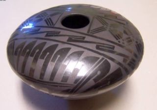 Mata Ortiz Pueblo Mexican Polychrome Black Pottery Amelia Hdez Signed