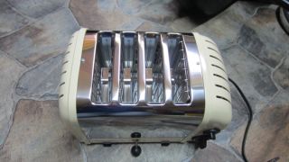 Dualit Classic 4 Slice Toaster 40434 Utility Cream