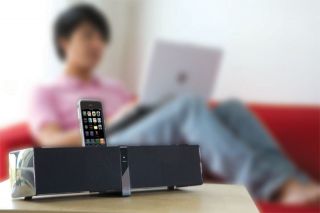 Creative Ziisound D5 Wireless Multimedia Speaker for iPod Touch iPhone