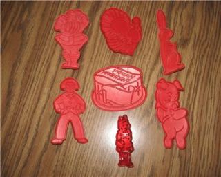  Red Tupperware Cookie Cutters 1 Vintage HRM Cookie Cutter
