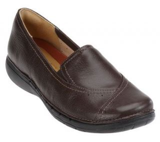 Clarks Unstructured Un.Heard LeatherSlip on Shoes w/Goring —