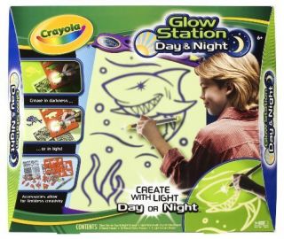 Crayola Kids Children Young Artist Glow Station Day Night Fun Games