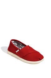 TOMS Classic   Tiny Canvas Slip On (Baby, Walker & Toddler) $28.95