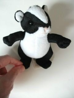 Brand New Small Plush Soft DAN DEE Skunk Stuffed Animal Toy Doll
