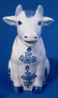 Hand Painted Delft Cow Creamer Blue White Holland
