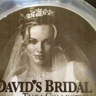 Davids Bridal Tiara   Excellent Condition.