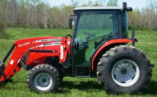NEW Massey Ferguson 1660 CAB 4WD 60 hp tractor loader outlifts Deere