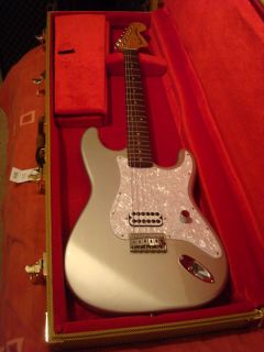  Fender Tom Delonge Strat Guitar