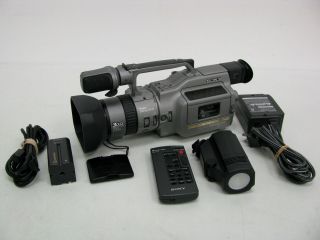SONY Handycam DCR VX1000 Digital Video Recording CAMCORDER Mini DV