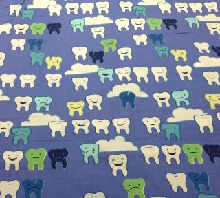  Henry Fabric SMILE Tooth Teeth Dentist Theme RARE Discontinued 4 5 Yds