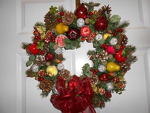 DELLA ROBBIA WREATH THANKSGIVING CHRISTMAS FRUITS PINECONES BERRIES
