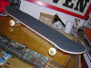 USA complete skateboard destructo toy machine skf