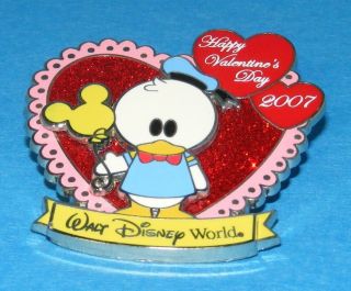 WDW Disney 07 Valentines Day Donald Duck Pin Heart Box