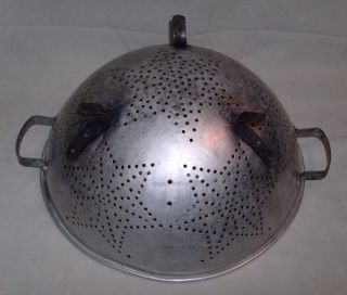  STRAINER WITH STAR DESIGN*5 TALL & 11TOP DIAMETER*GREAT DISPLAY ITEM
