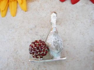 VTG DODDS SIGNED SILVER TONE RED RHINESTONE BOWLING PIN & BALL BROOCH
