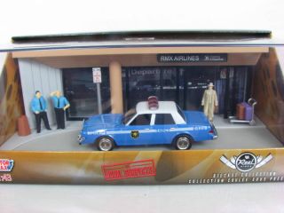 Motormax Diorama Usual Suspects Dodge Diplomat 1 43