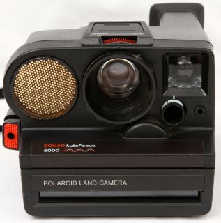 Retro Polaroid 5000 SONAR Autofocus Land Camera with Carry Bag