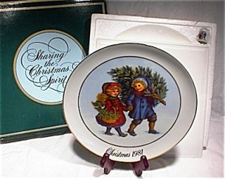 1981 Avon Sharingthe Christmas Spirit PLATE1ST Edition EXC in Original