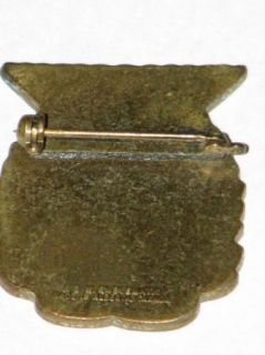Edmonton Curling Club Ladies Thistle Vintage Lapel Pin Pinback Brooch