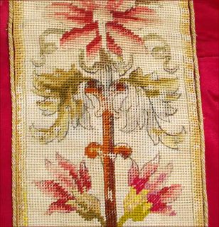 for our french speaking friends chasuble en soie rouge rubis rehausse