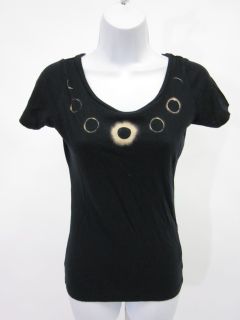 you are bidding on a edun black moon cycle print t shirt top in a size