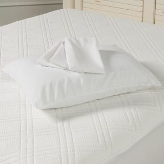 128 474 concierge collection zippered pillow protector 4 pack note