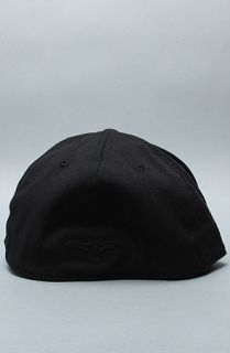 Elwood Black 210 Fitted Flexfit Stretch Cap Small Medium Fits 6 7 8 7