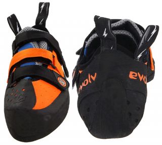 Designed by Chris Sharma, this Evolv climbing shoe guarantees a great