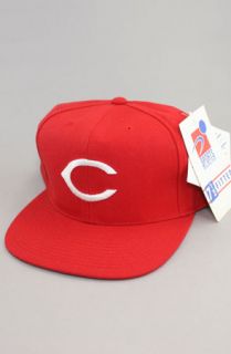 Vintage Deadstock Cincinnati Reds Fitted HatRedRed