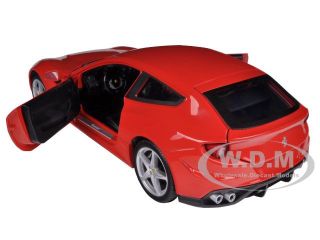 Ferrari FF Red 1 18 Diecast Model Car by Hotwheels X5524