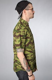 10 Deep The Ground Troops SS Buttondown Shirt in Swipes Camo