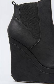 sole boutique the cypress shoe in black sale $ 28 95 $ 68 00 57 % off