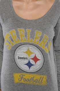 Junkfood Clothing The Steelers Solid Off The Shoulder Raglan in Steel