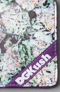 DGK The DGKush Wallet in Green Concrete