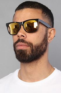 Super Sunglasses The Basic Wayfarer in Black Gold