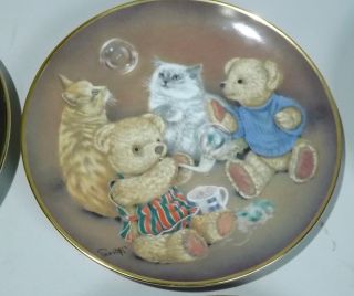 Franklin Mint Heirloom Fine Porcelain Le Sue Willis Cats Teddy Bears