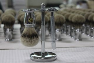 Frank Shaving Silvertip badger shaving brush DE safety razor long