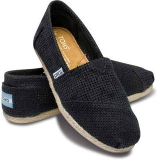 Toms Classics Black Freetown Slip on Shoes New One for One Give Brand