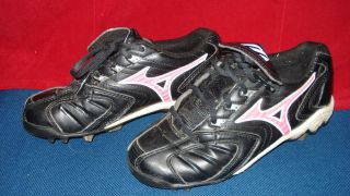 MIZUNO wave girls ~ black & pink shoes cleats softball   3.5