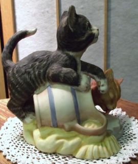 1986 Porcelain Cat Figurine Mischief by Gail FERRETTI
